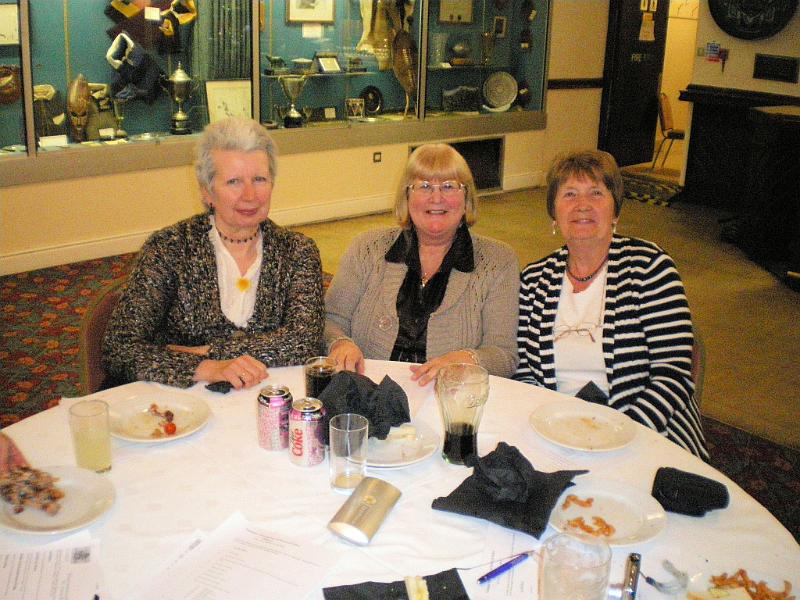 IMGP3774.JPG - Girls together!